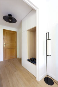 projet, rénovation, décoration, architecture, architecture d'intérieur, entrée, rangement sur mesure, suspension, harto, banc, claustra, mon oeil dans la déco, val de marne, vincennes