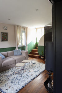 projet, rénovation, décoration, architecture, architecture d'intérieur, rangement sur mesure, meuble télé, tapis, mon oeil dans la déco, val de marne, champigny sur marne, tapis, la redoute interieurs, velours cotelé, sous-bassement, beige, noir, vert