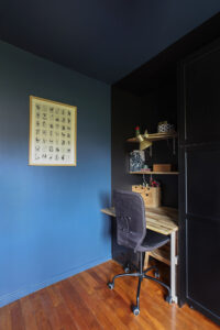 projet, rénovation, décoration, architecture, architecture d'intérieur, mon oeil dans la déco, val de marne, champigny sur marne, bureau, full color, bleu, noir, plafond peint