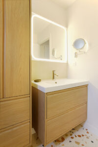 projet, rénovation, décoration, salle de bains, neuilly sur seine, optimisation espace, nogent sur marne, mon oeil dans la déco, vert, terrazzo, blanc, bois, minéral, salle de bains